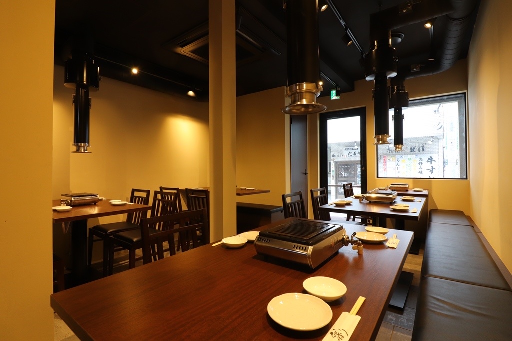 焼肉ホルモン 新井屋 渋谷の店内